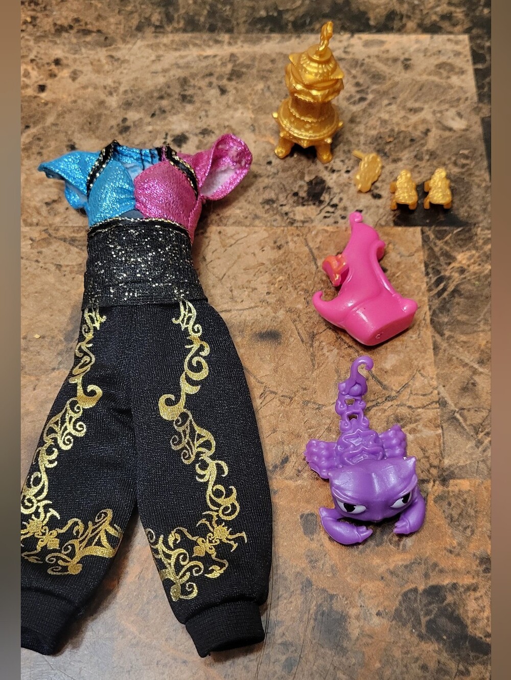 G1 Monster High Gigi Grant 13 Wishes Accessory Lot EUC